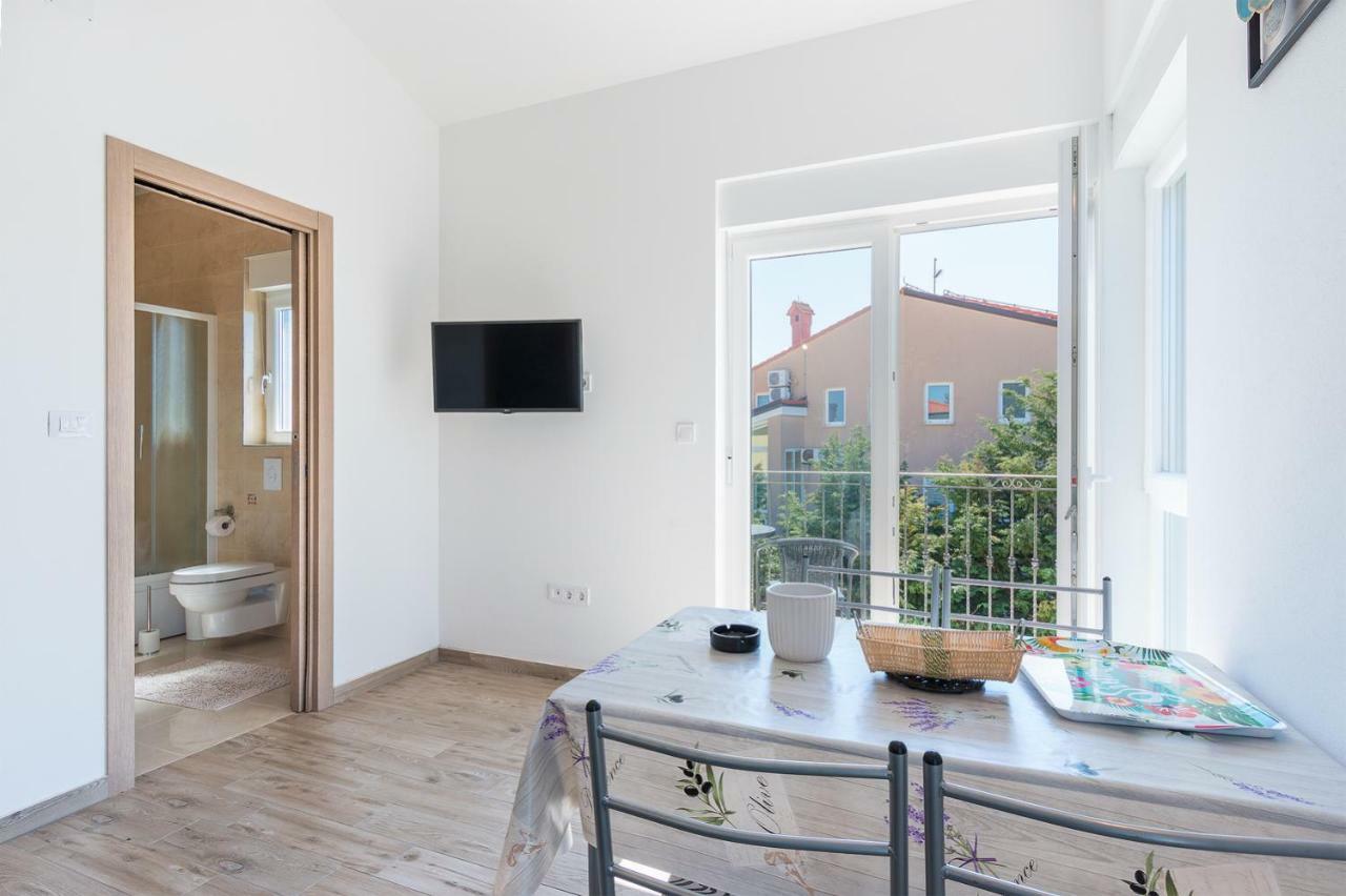 Guesthouse Bencun Medulin Buitenkant foto
